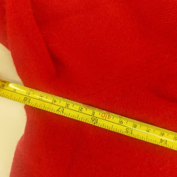 L.L Bean Women's Cashmere Classic, Crewneck Red Size Medium - Picture 9 of 11